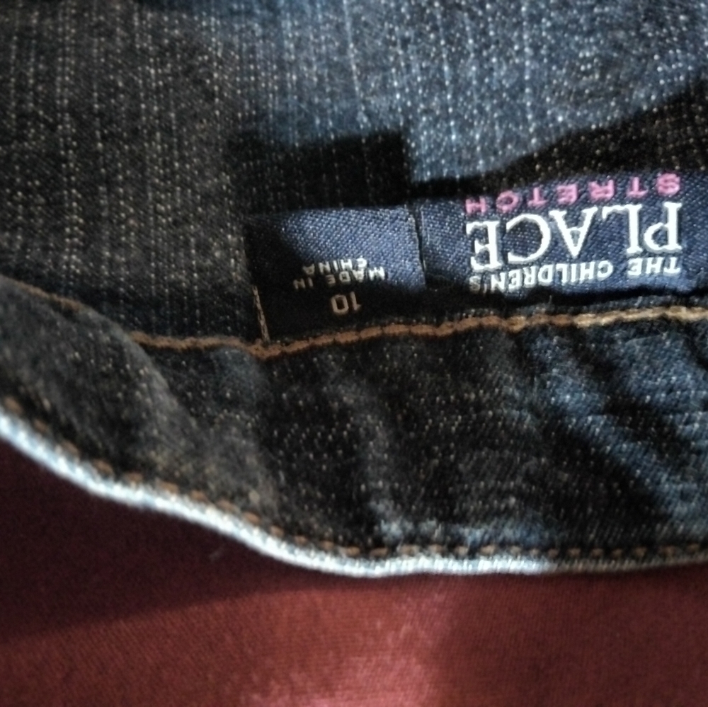 A skirt jean skirt with embroidery